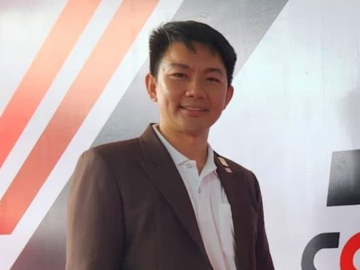 รูปชวภณ ถาวรสำเร็จกิจ